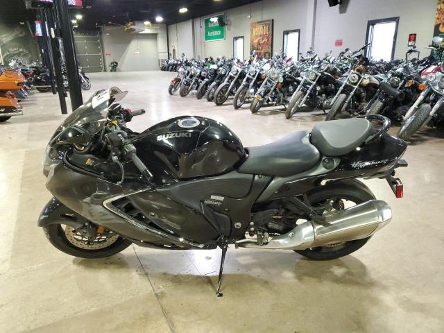 Obraz 3 z 2023 SUZUKI GSX1300 RR 2023 z VIN JS1EJ11B4P7100560