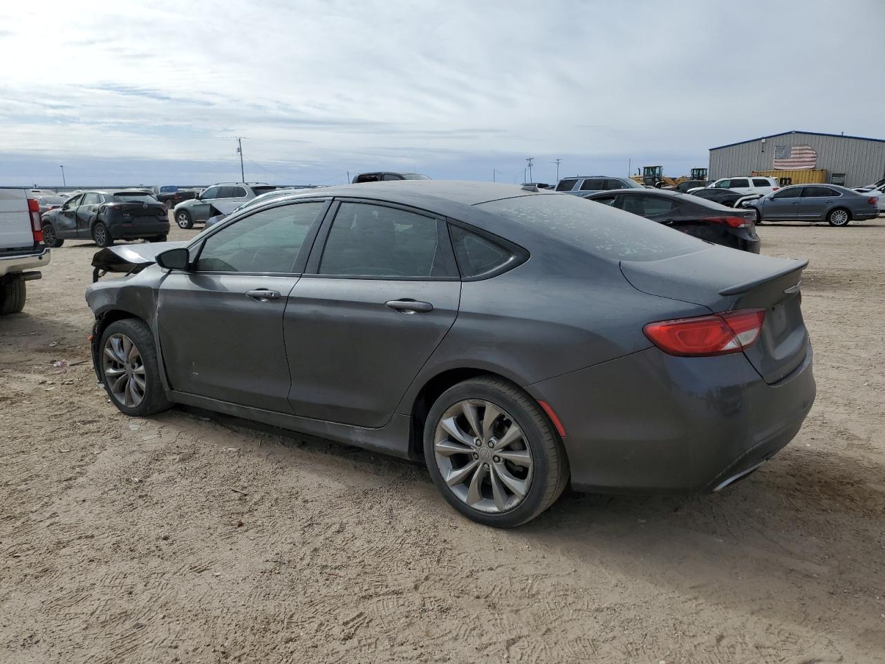 Изображение 2 2015 CHRYSLER 200 S 2015 с VIN 1C3CCCBB0FN522132