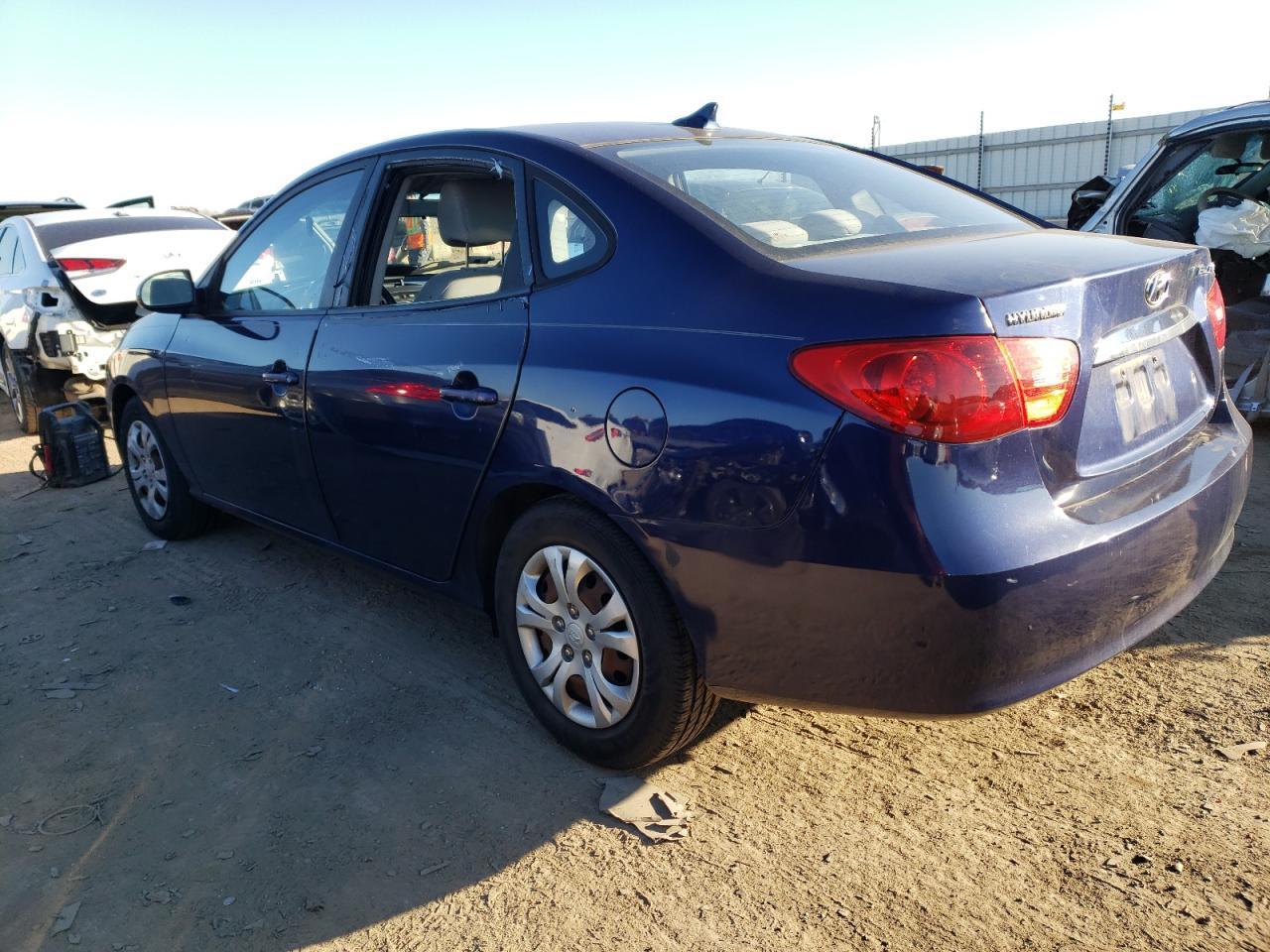 Изображение 2 2010 HYUNDAI ELANTRA BLUE 2010 с VIN KMHDU4AD7AU141118