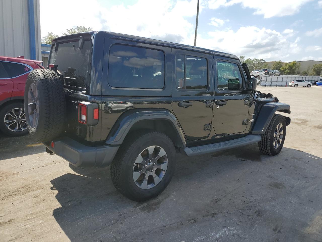 Изображение 3 2019 JEEP WRANGLER UNLIMITED SAHARA 2019 с VIN 1C4HJXEG2KW529982