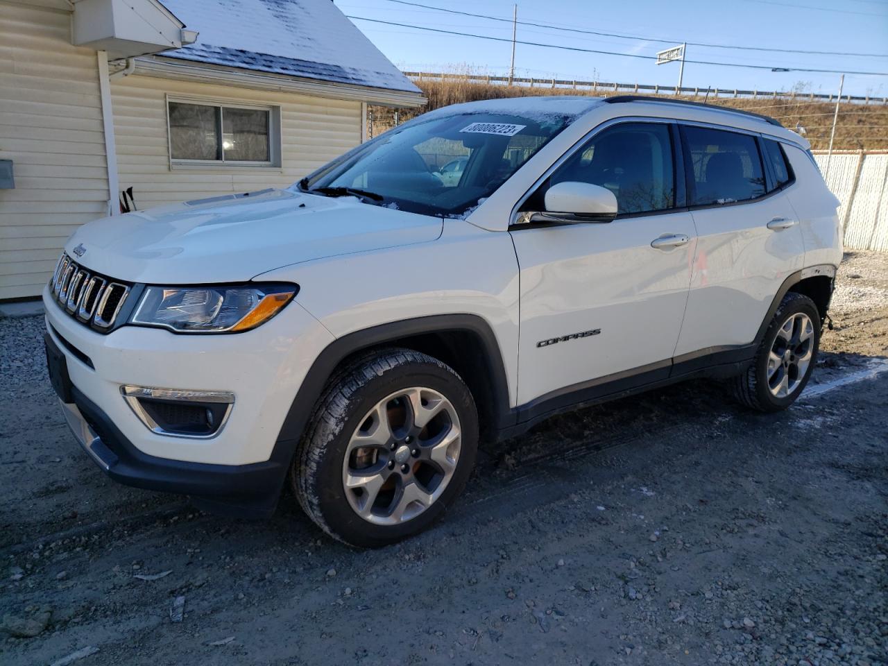 Image 1 of 2019 JEEP COMPASS LIMITED 2019 with VIN 3C4NJDCB8KT620253