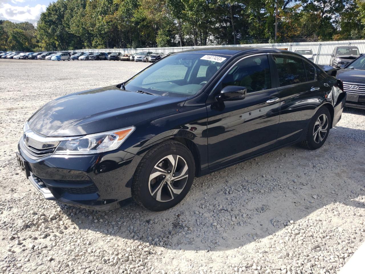 Изображение 1 2017 HONDA ACCORD LX 2017 с VIN 1HGCR2F39HA167609