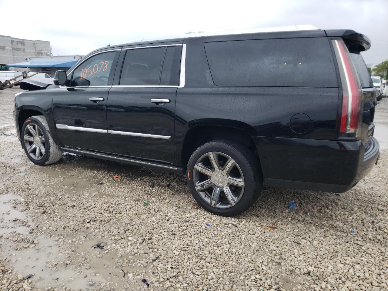 Изображение 2 2015 CADILLAC ESCALADE ESV PREMIUM 2015 с VIN 1GYS3TKJ1FR690802
