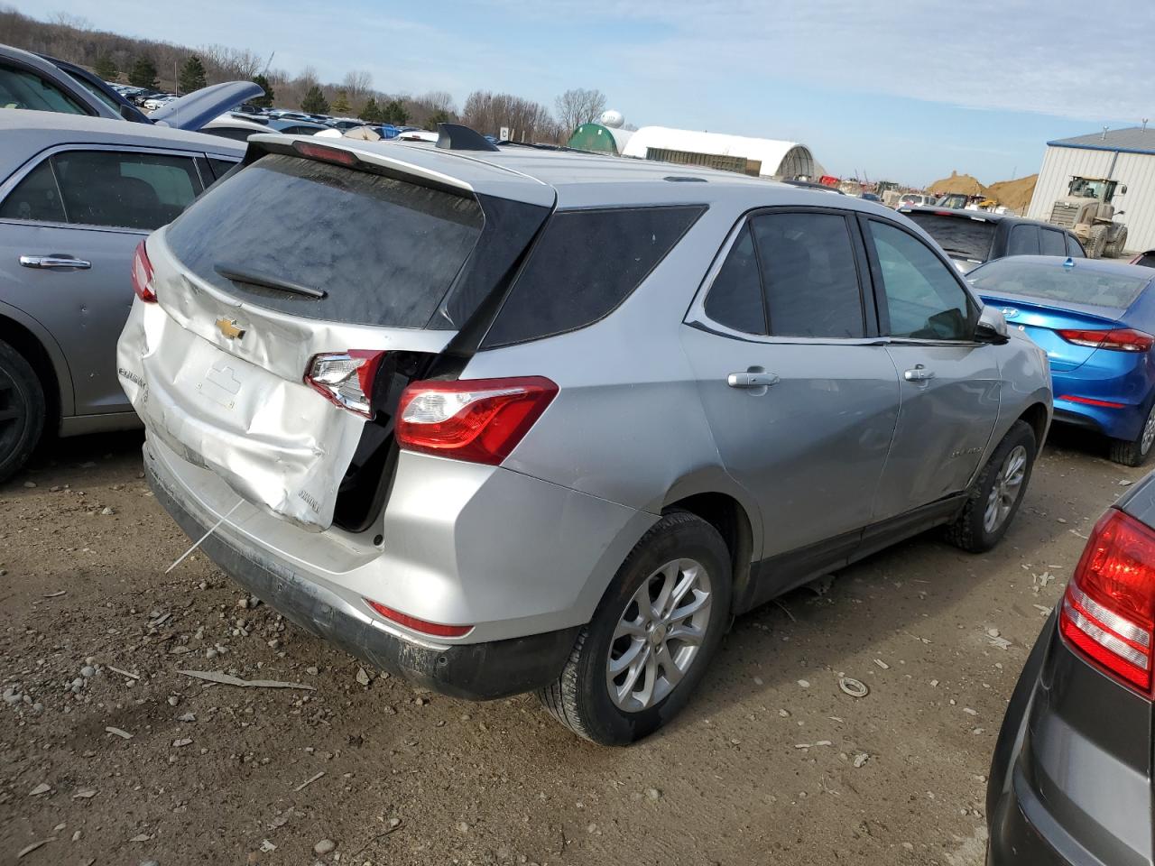 Image 3 of 2019 CHEVROLET EQUINOX LT 2019 with VIN 3GNAXUEV5KS590324