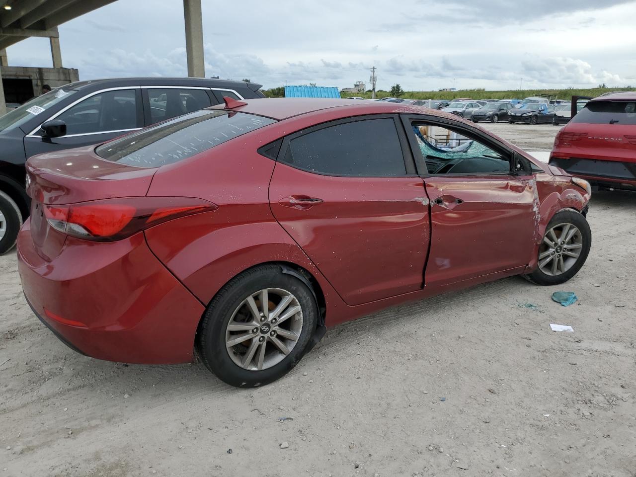 Image 3 of 2016 HYUNDAI ELANTRA SE 2016 with VIN 5NPDH4AE4GH752826