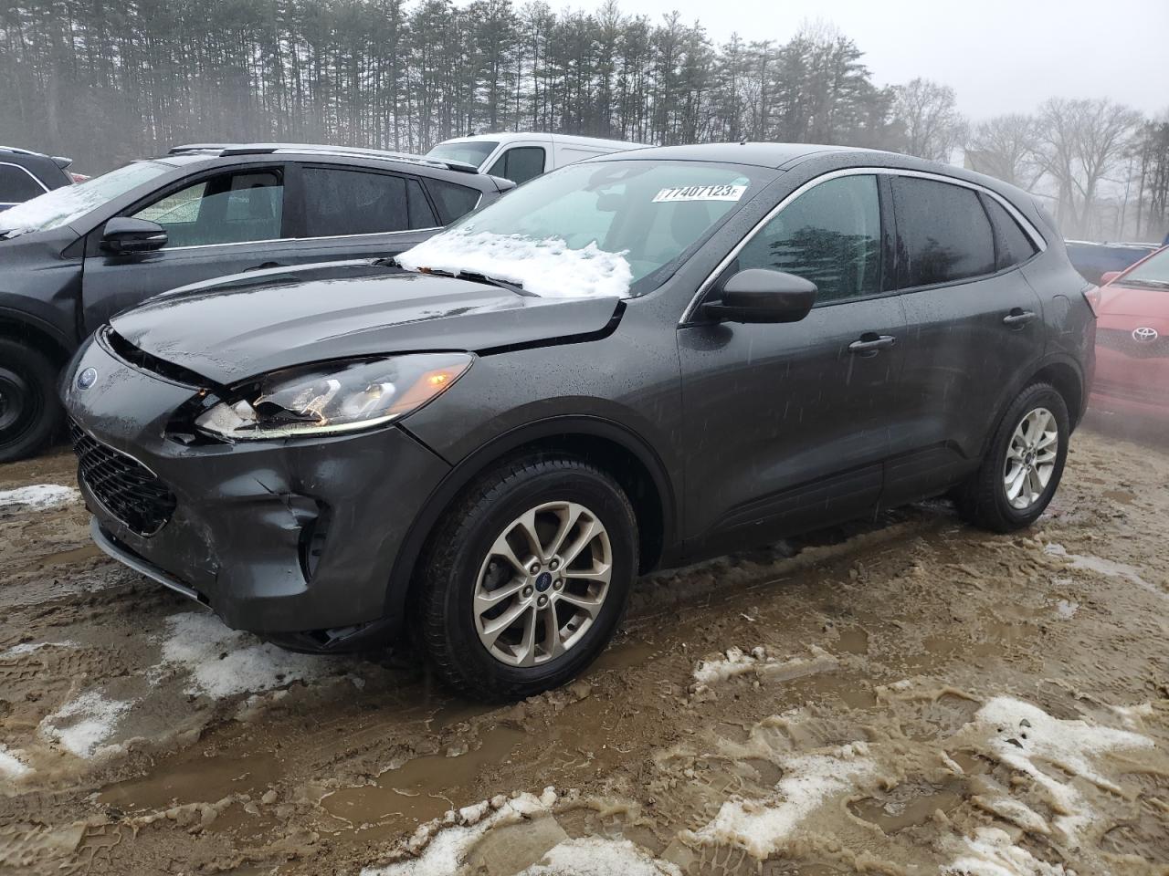 Image 1 of 2020 FORD ESCAPE SE 2020 with VIN 1FMCU9G6XLUB76904