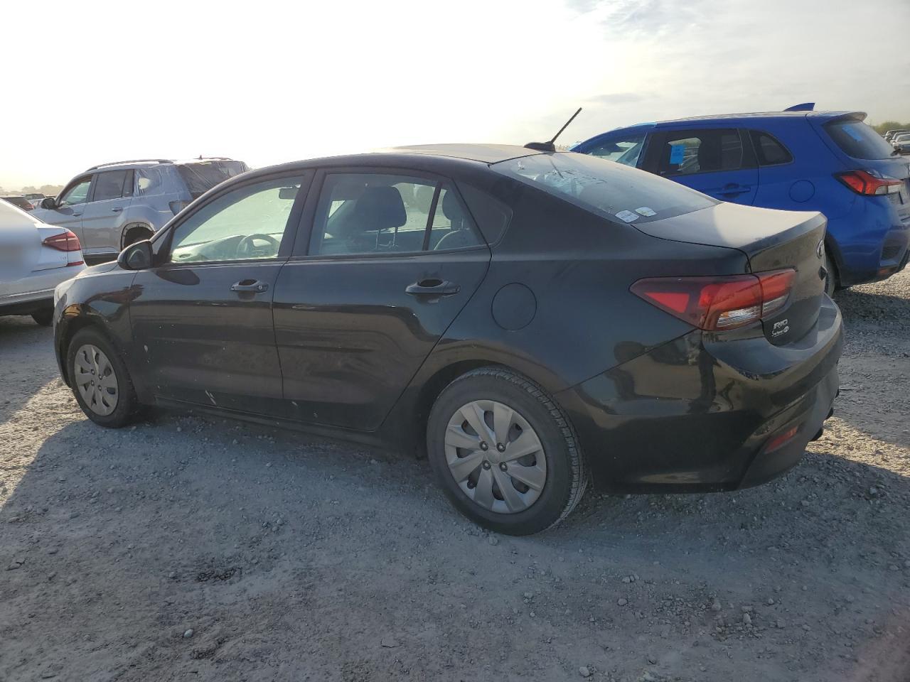 Image 2 of 2019 KIA RIO S 2019 with VIN 3KPA24AB5KE233436
