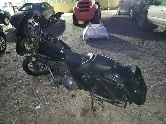 Obraz 3 z 2010 HARLEY-DAVIDSON FLHX  2010 z VIN 1HD1KB411AB629512