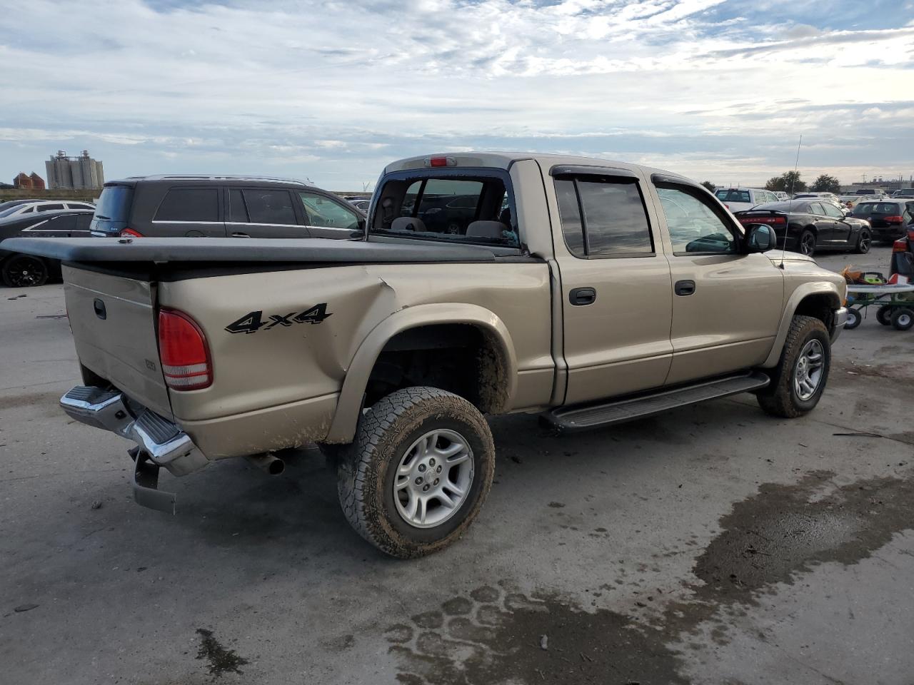 Image 3 of 2004 DODGE DAKOTA QUAD SLT 2004 with VIN 1D7HG48N04S660433