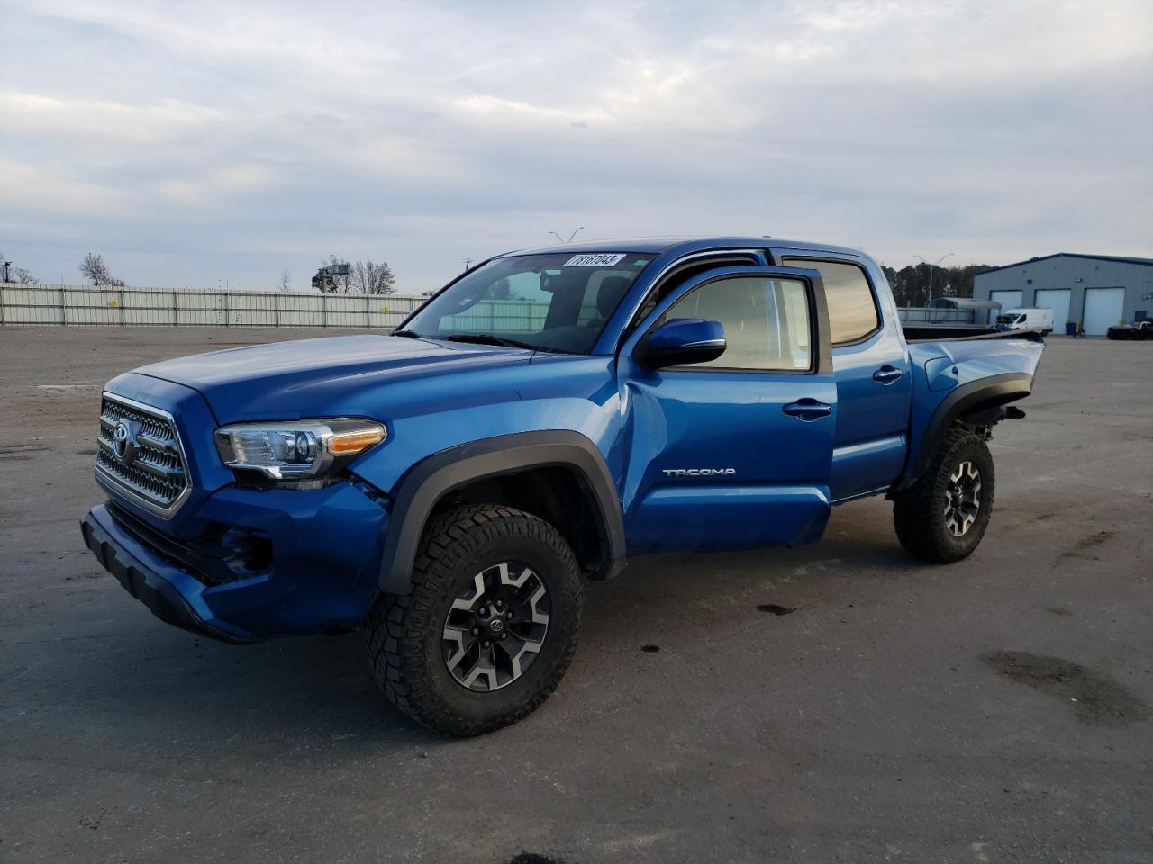 Obraz 1 z 2016 TOYOTA TACOMA DOUBLE CAB 2016 z VIN 5TFCZ5AN4GX041064