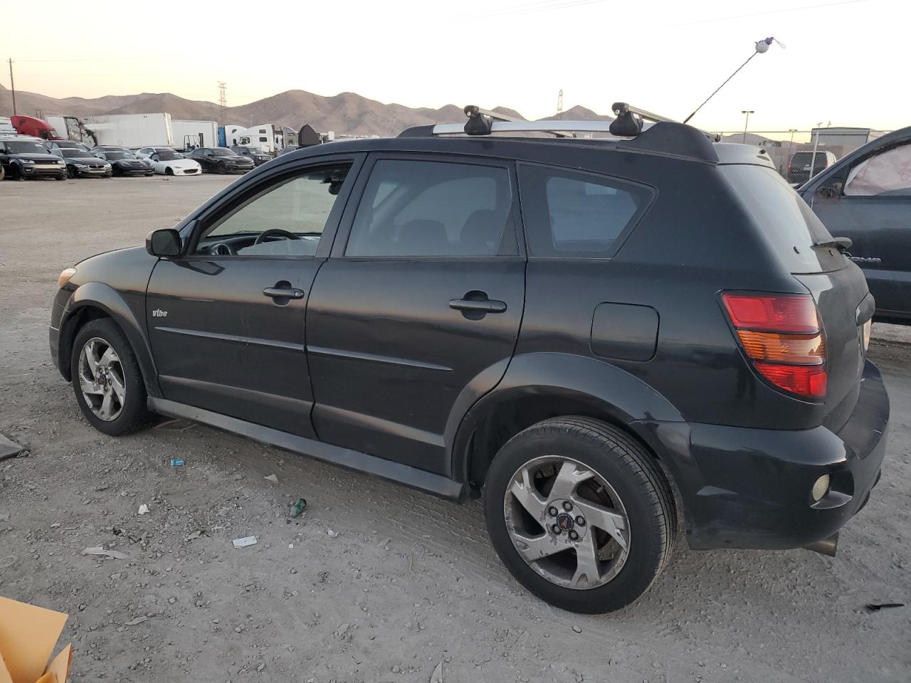 Image 2 of 2007 PONTIAC VIBE  2007 with VIN 5Y2SL65827Z426439