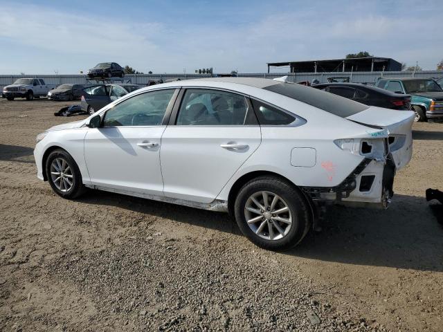 Obraz 2 z 2018 HYUNDAI SONATA SE 2018 z VIN 5NPE24AF1JH668744