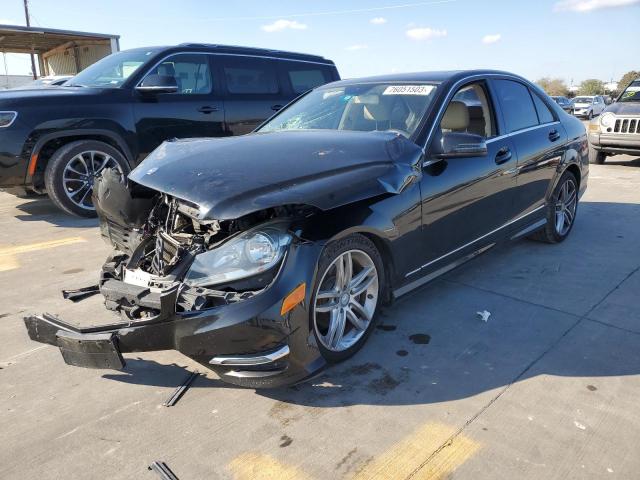 Image 1 of 2014 MERCEDES-BENZ C 250 2014 with VIN WDDGF4HB5EA967317