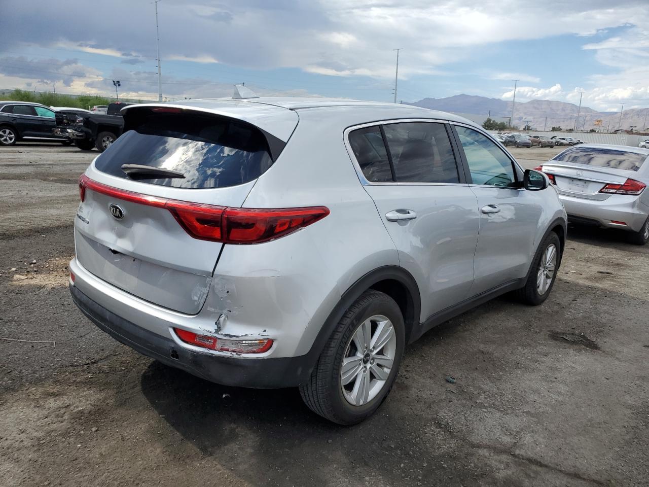 Image 3 of Kia Sportage Lx 2017 with VIN KNDPM3AC2H7122617