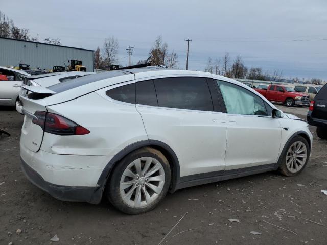 Obraz 3 z 2018 TESLA MODEL X  2018 z VIN 5YJXCBE26JF120190
