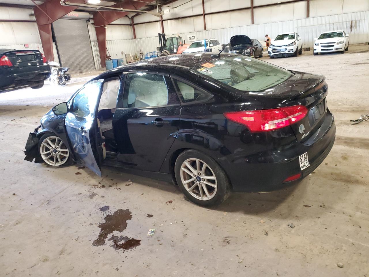 Image 2 of 2017 FORD FOCUS SE 2017 with VIN 1FADP3F23HL331906