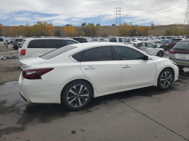 Image 3 of 2017 NISSAN ALTIMA 2.5 2017 with VIN 1N4AL3APXHC489838