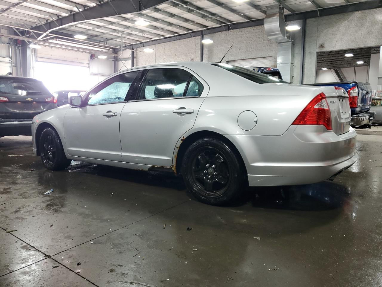 Obraz 2 z 2011 FORD FUSION SE 2011 z VIN 3FAHP0HG0BR242120