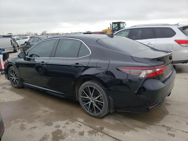 Obraz 2 z 2022 TOYOTA CAMRY SE 2022 z VIN 4T1G11AKXNU622862