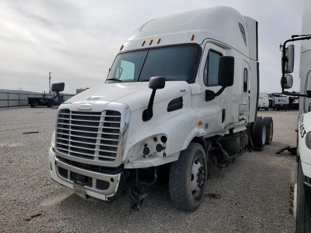 Изображение 2 2016 FREIGHTLINER CASCADIA 113  2016 с VIN 1FUJGHDV9GLHV5592
