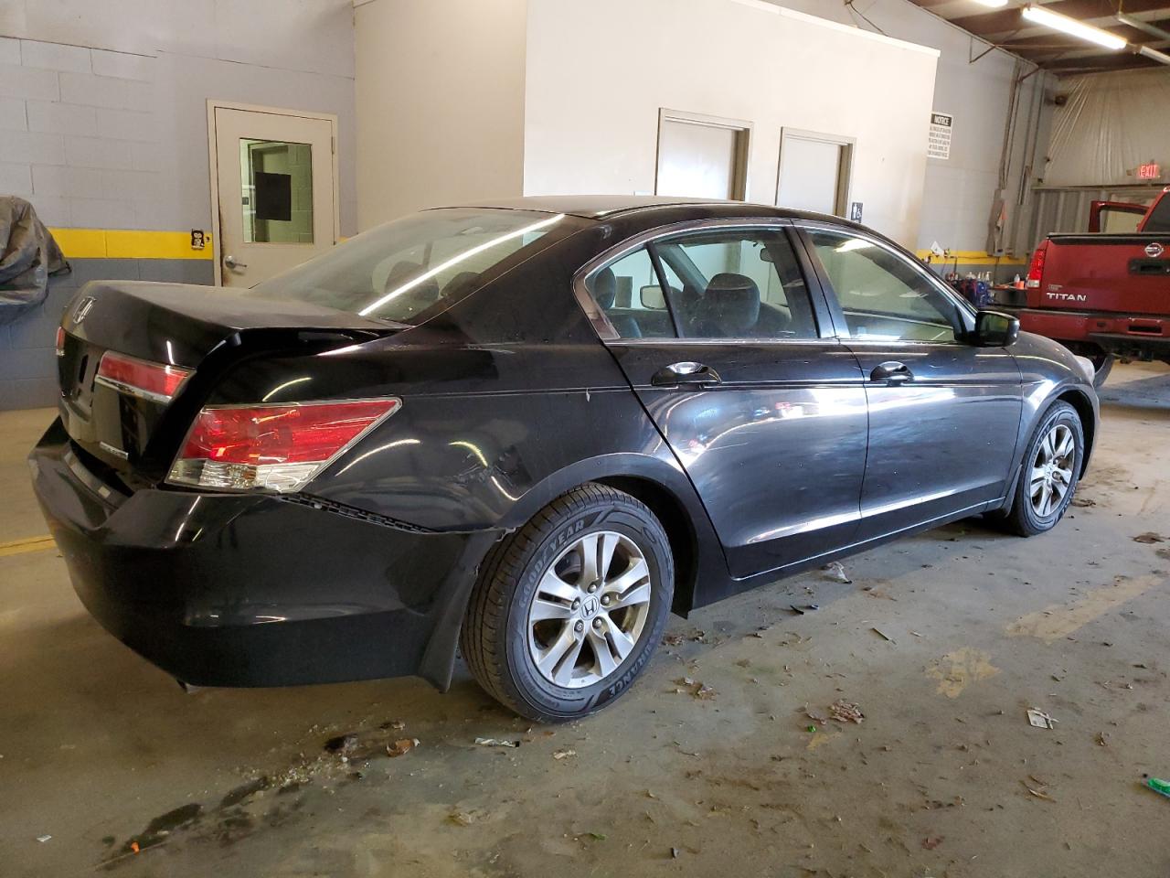 Image 3 of 2012 HONDA ACCORD SE 2012 with VIN 1HGCP2F65CA168023