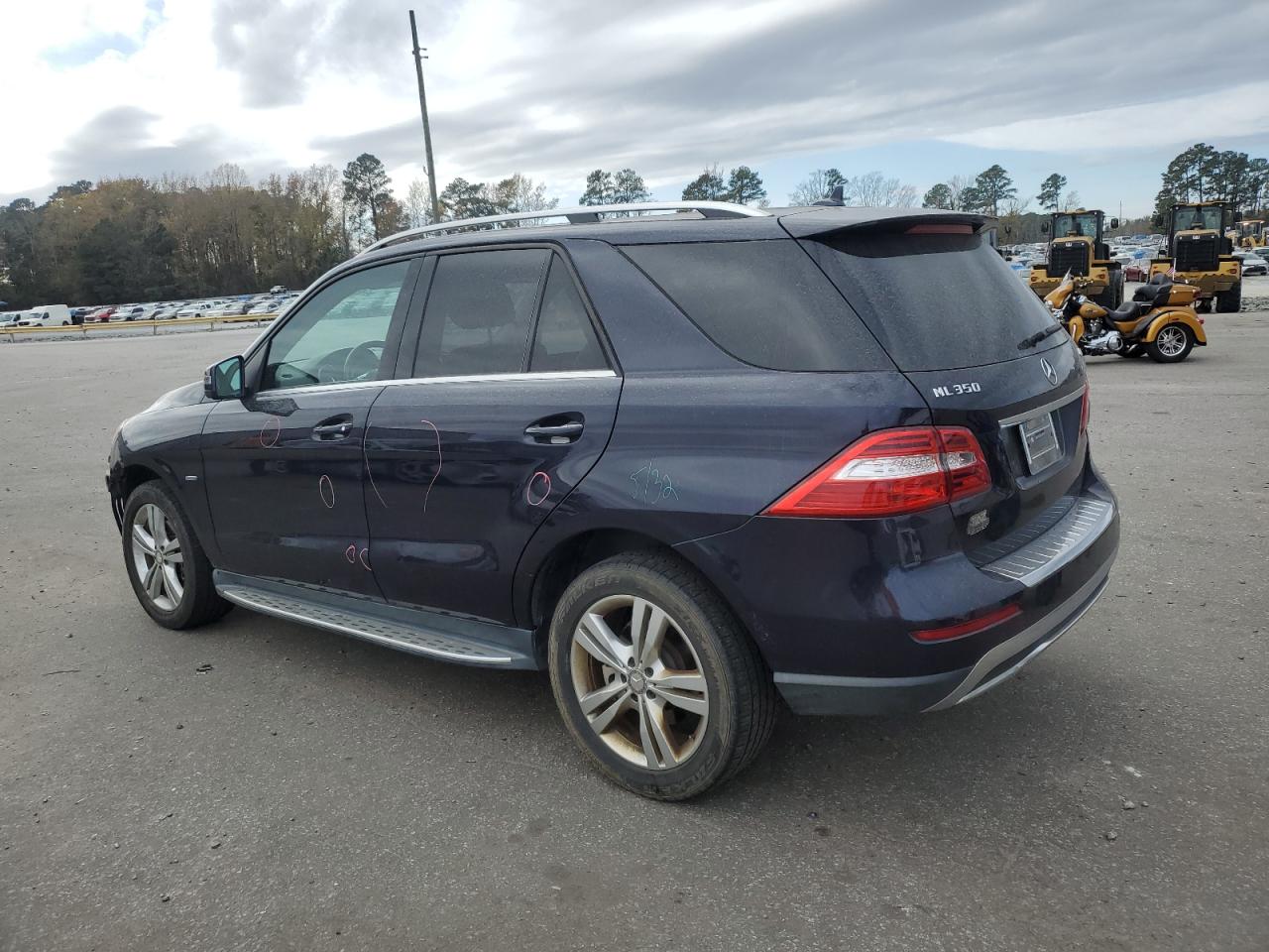 Изображение 2 2012 MERCEDES-BENZ ML 350 4MATIC 2012 с VIN 4JGDA5HB8CA033808