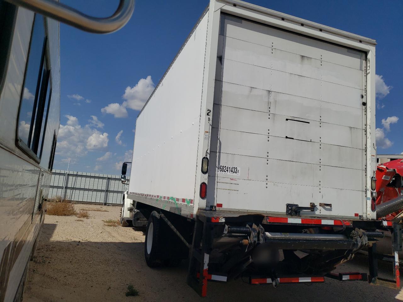 Image 2 of 2015 FREIGHTLINER M2 106 MEDIUM DUTY 2015 with VIN 3ALACWDT5FDGJ7095