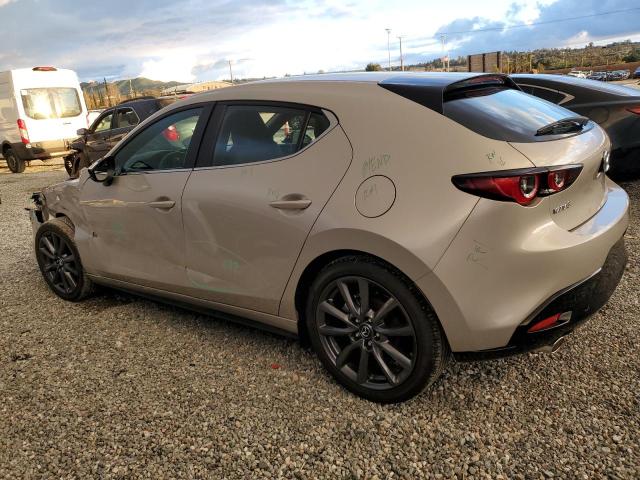 Obraz 2 z 2024 MAZDA 3 PREFERRED 2024 z VIN JM1BPALM3R1650618