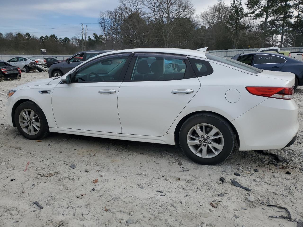 Obraz 2 z 2016 KIA OPTIMA LX 2016 z VIN KNAGT4L38G5086428