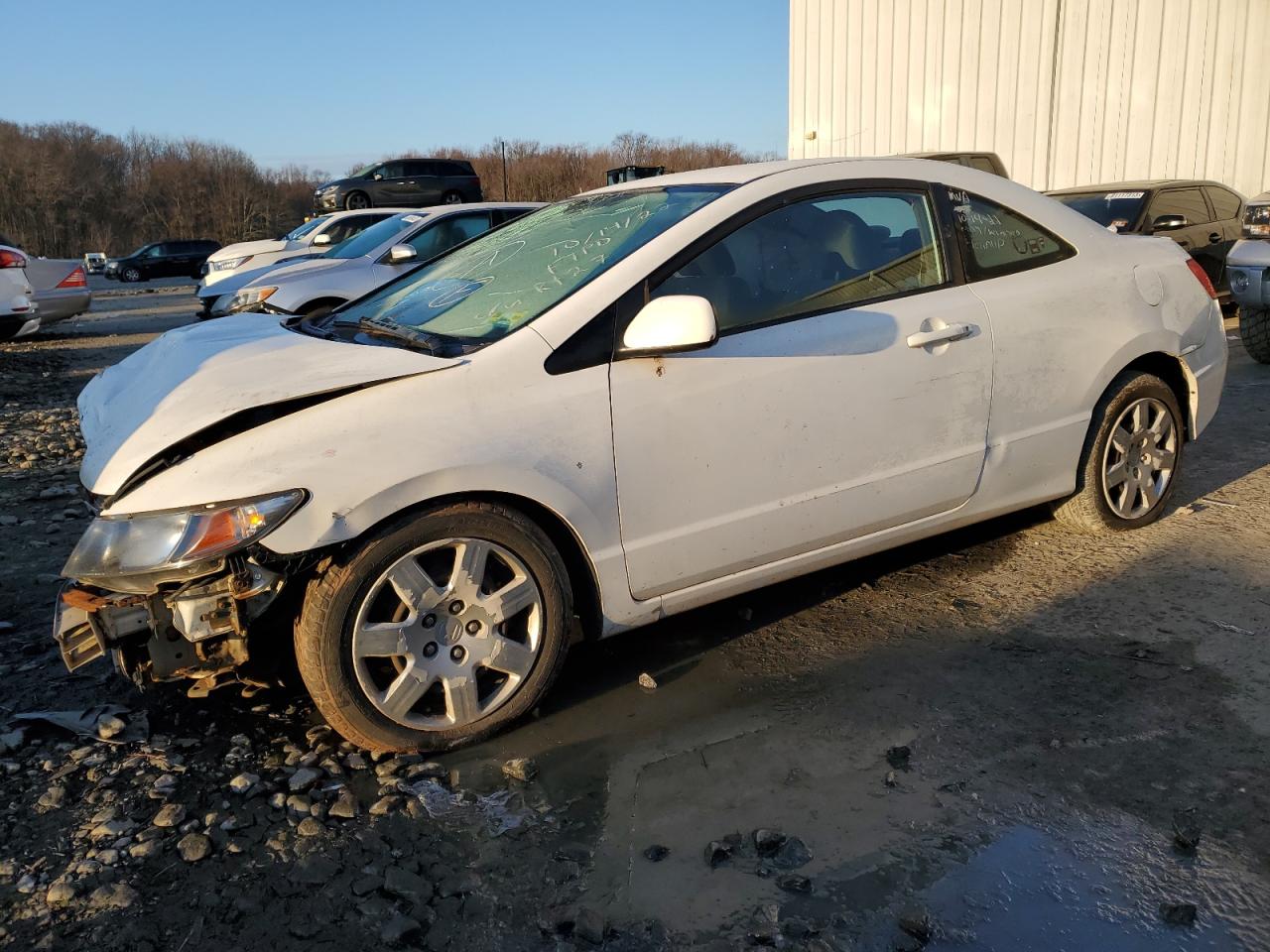 Image 1 of 2010 HONDA CIVIC LX 2010 with VIN 2HGFG1B68AH520281