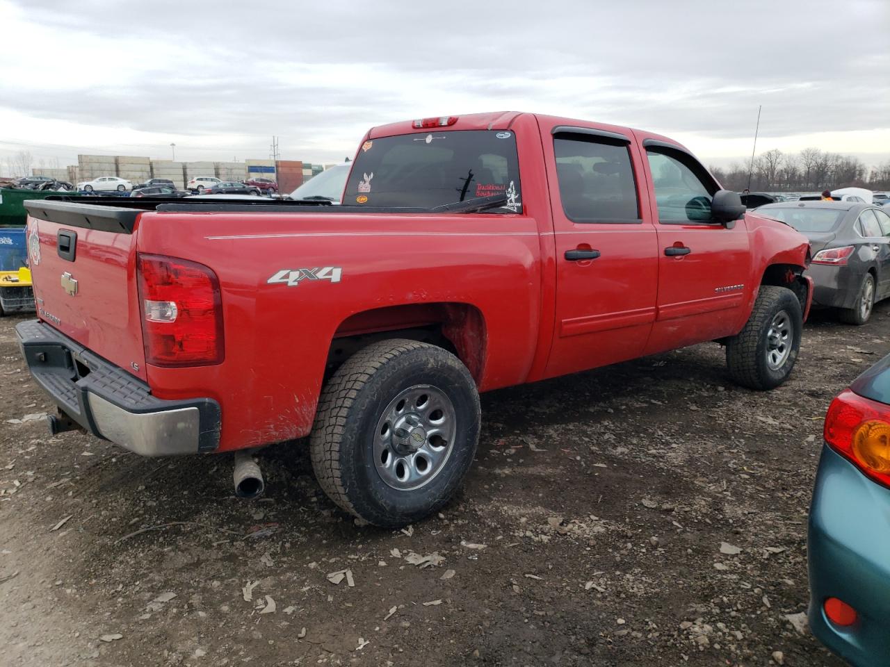 Image 3 of 2011 CHEVROLET SILVERADO K1500 LS 2011 with VIN 3GCPKREA8BG137040