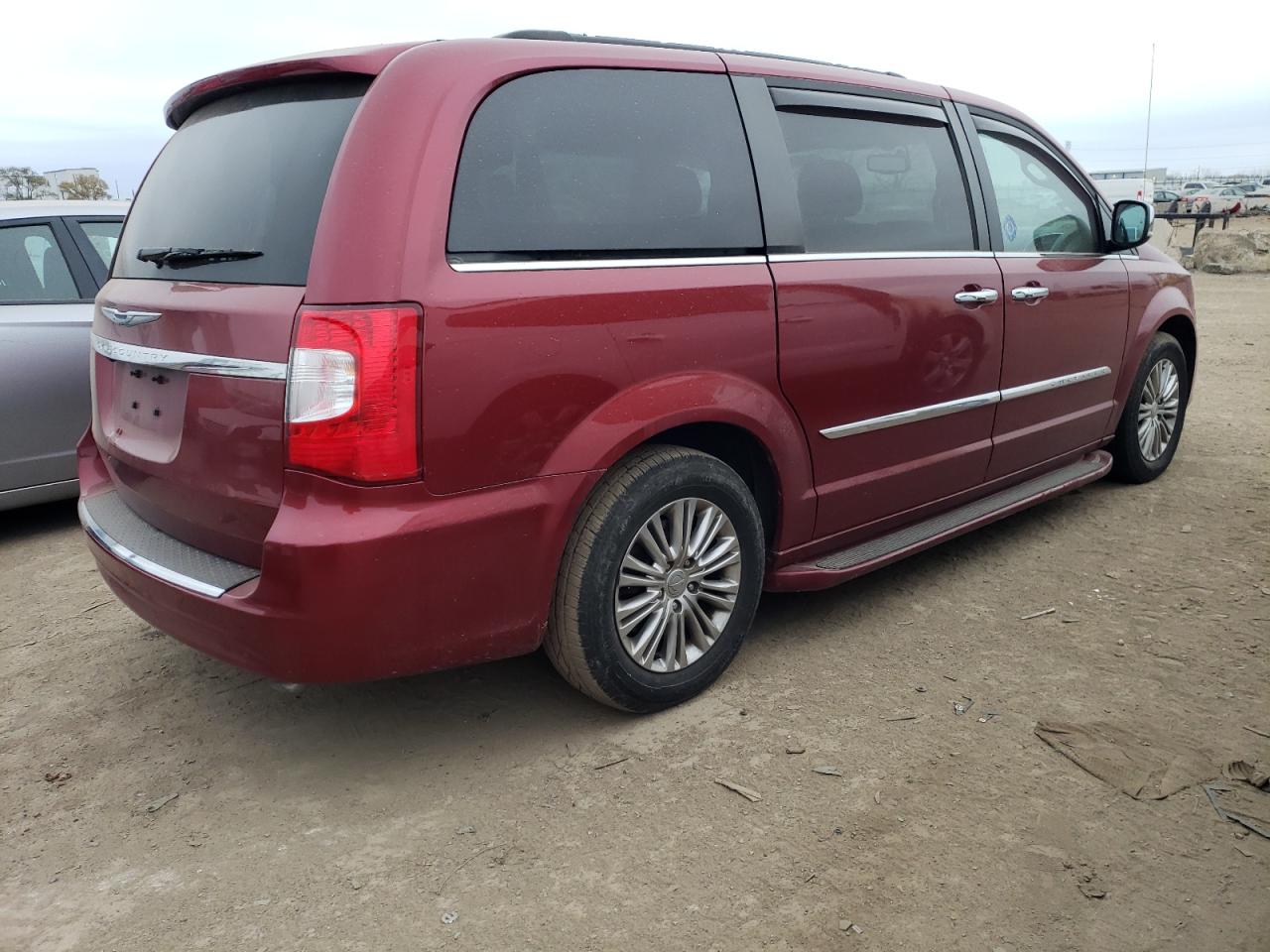 Image 3 of 2015 CHRYSLER TOWN & COUNTRY TOURING L 2015 with VIN 2C4RC1CG0FR742183