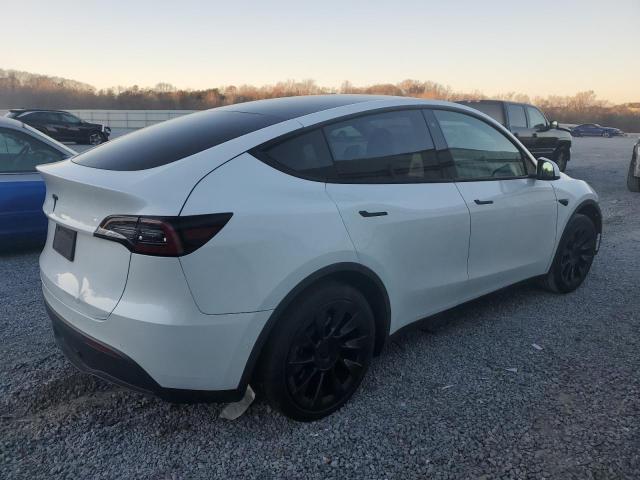 Obraz 3 z 2020 TESLA MODEL Y  2020 z VIN 5YJYGDEE5LF012824
