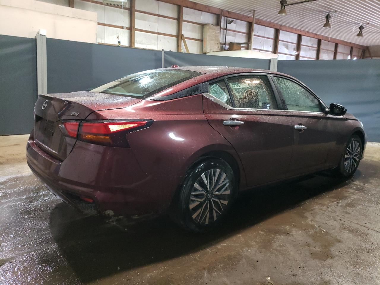 Изображение 3 2024 NISSAN ALTIMA SV 2024 с VIN 1N4BL4DV0RN338081