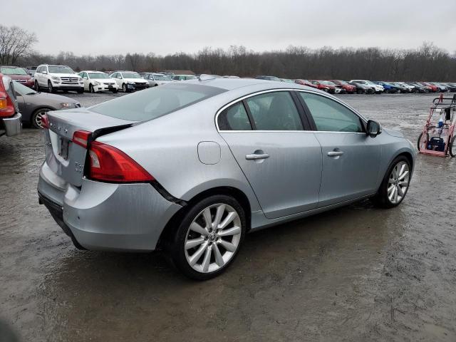 Obraz 3 z 2013 VOLVO S60 T6 2013 z VIN YV1902FH3D1207282