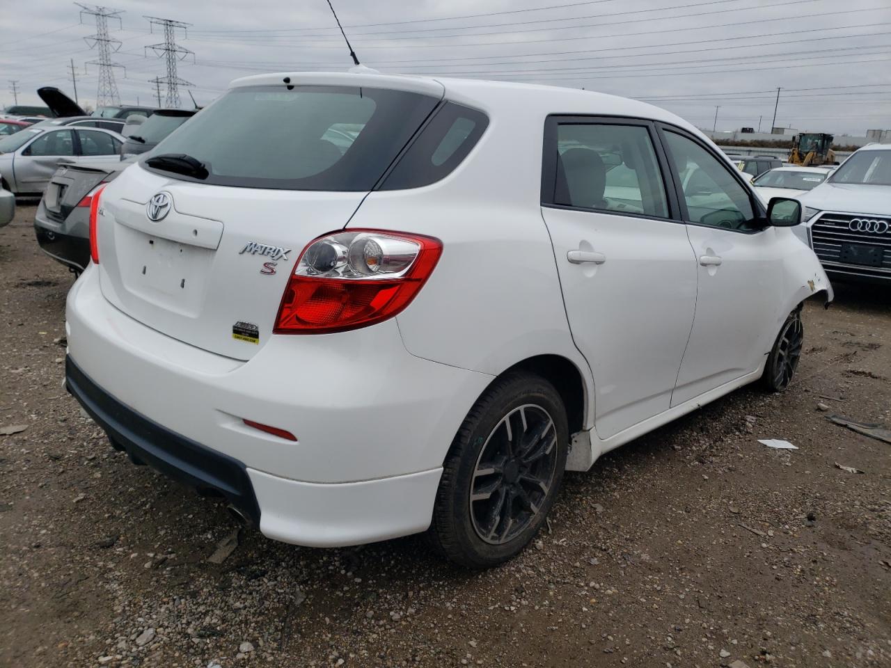 Image 3 of 2010 TOYOTA COROLLA MATRIX S 2010 with VIN 2T1LE4EEXAC012738