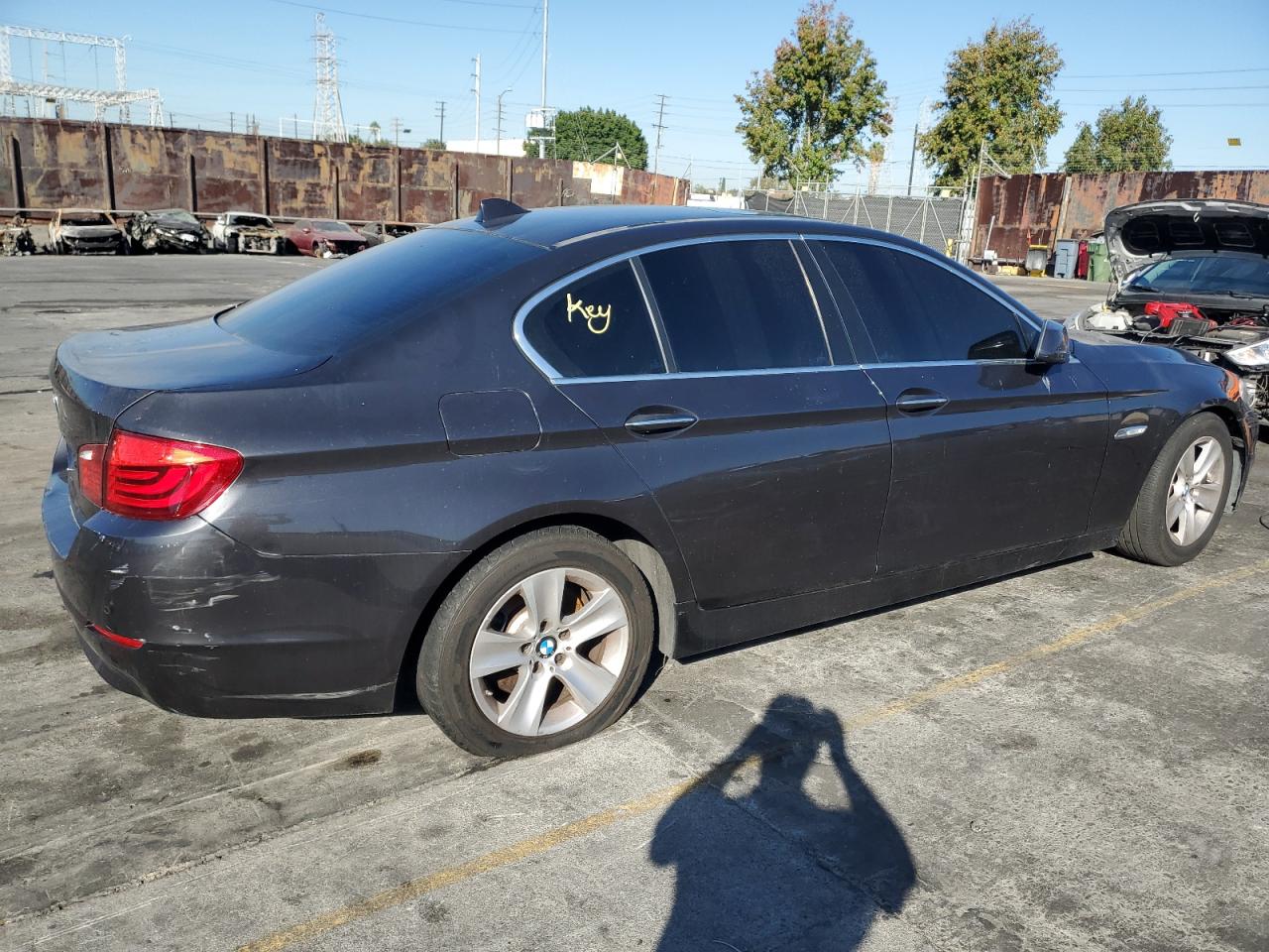 Image 3 of 2013 BMW 528 I 2013 with VIN WBAXG5C56DDY34428