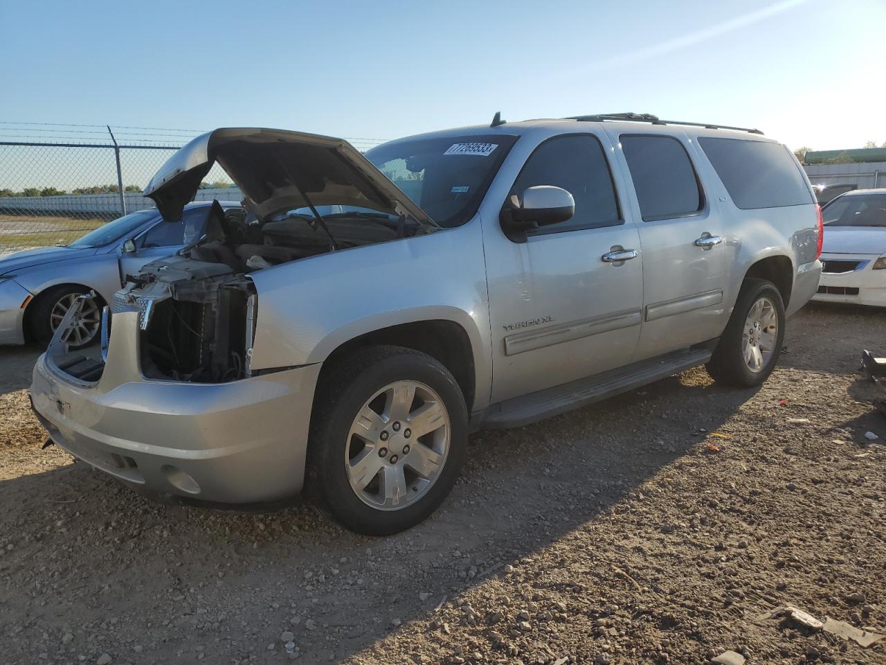 2010 GMC YUKON XL C1500 SLT 2010 image