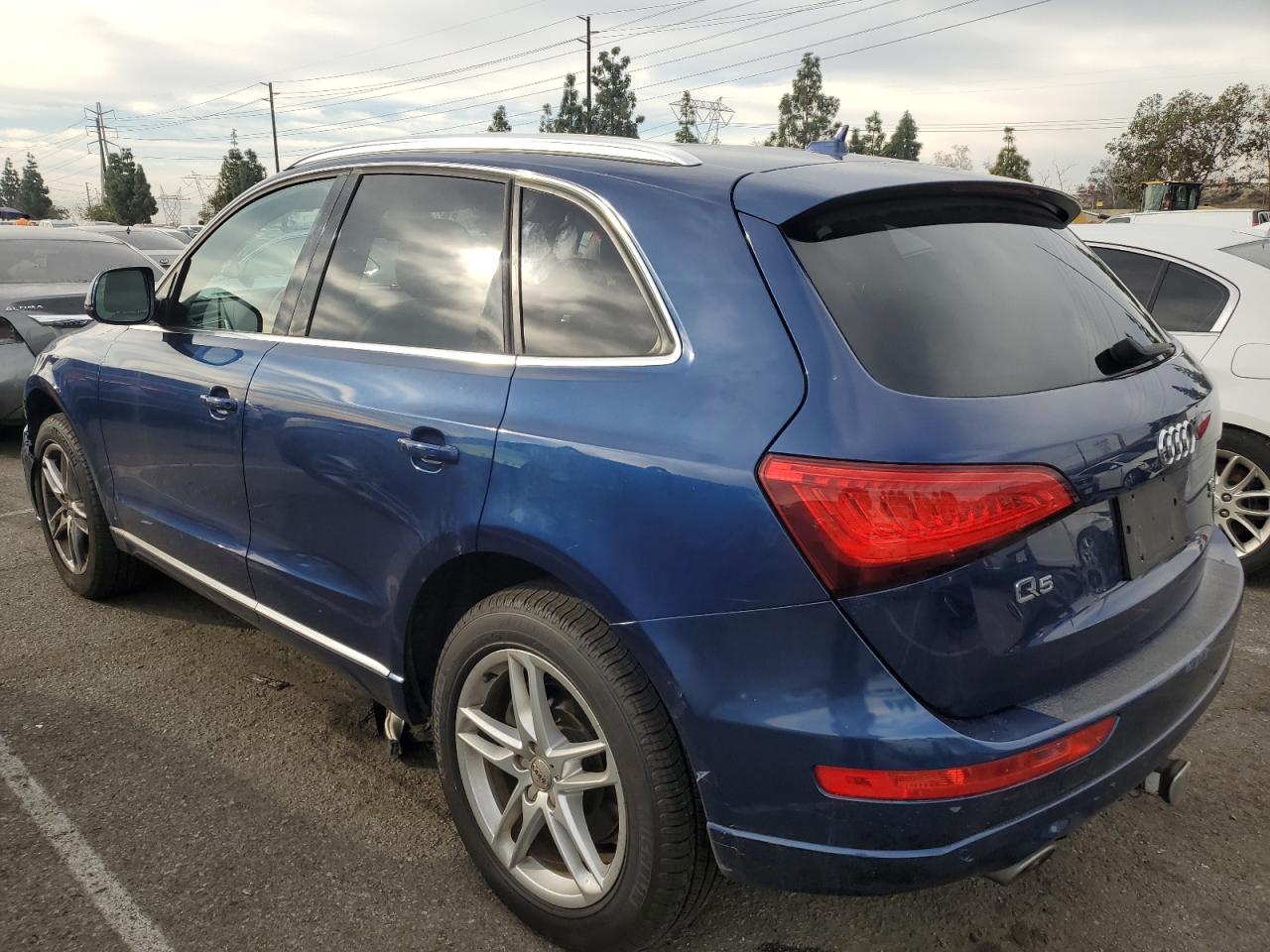 Image 2 of 2014 AUDI Q5 TDI PREMIUM PLUS 2014 with VIN WA1CMBFP9EA085949