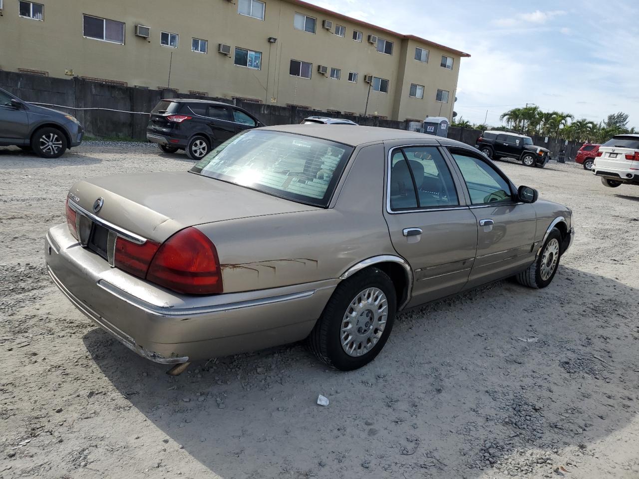 Image 3 of 2003 MERCURY GRAND MARQUIS GS 2003 with VIN 2MEFM74W43X690104