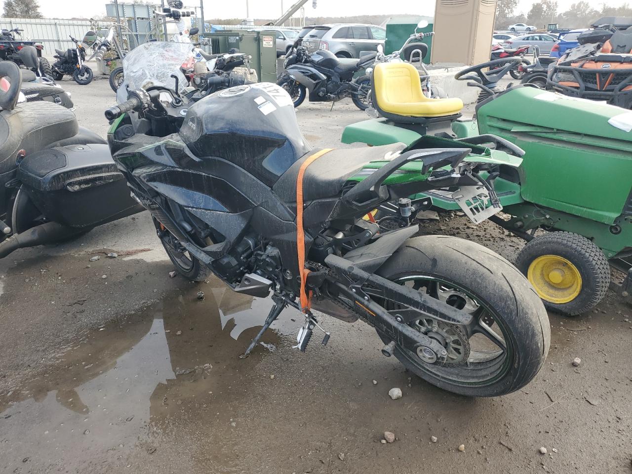 Obraz 3 z 2023 KAWASAKI ZX1002 K 2023 z VIN JKBZXVK18PA035496