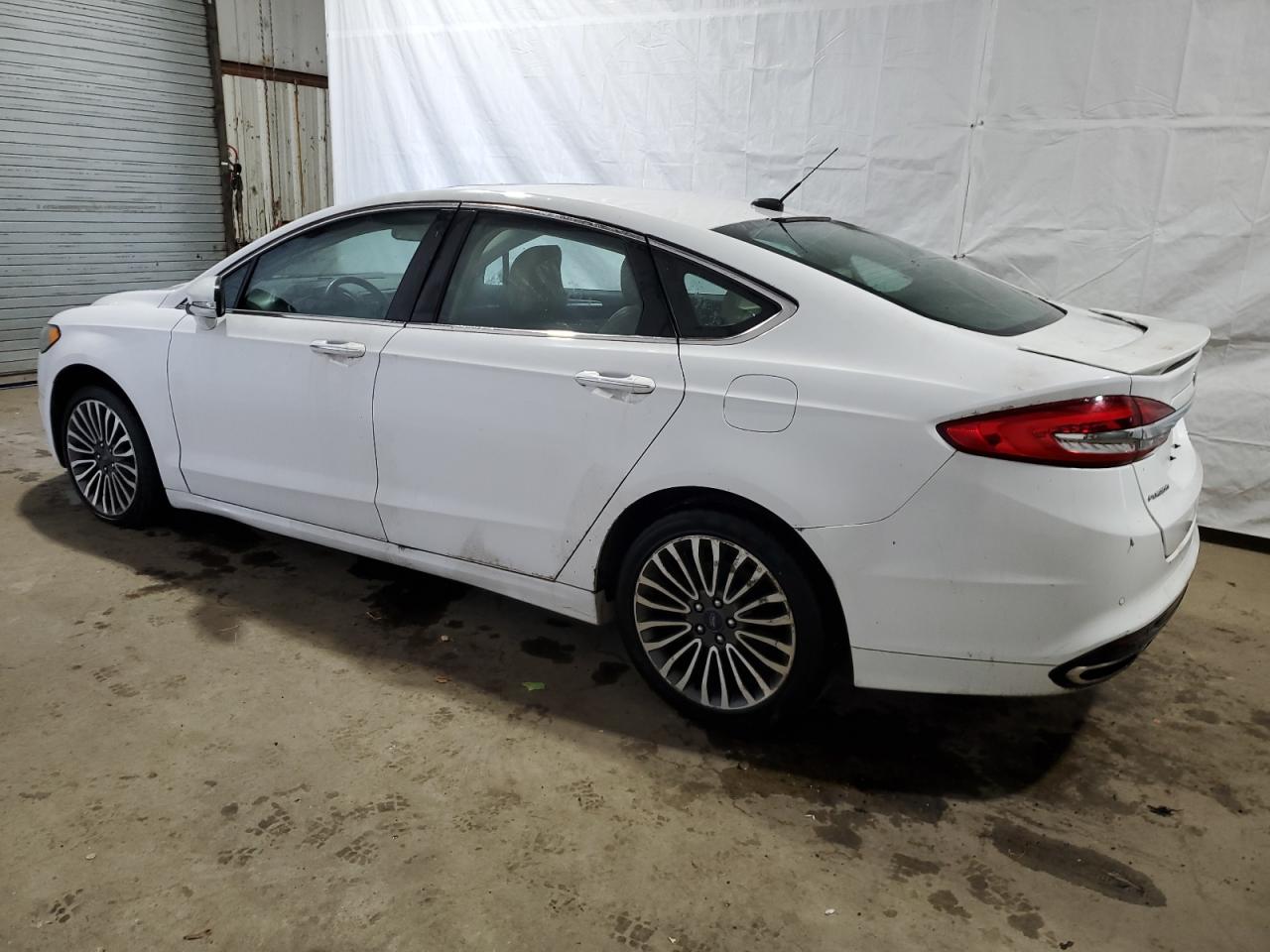 Изображение 2 2017 FORD FUSION TITANIUM 2017 с VIN 3FA6P0K98HR131406