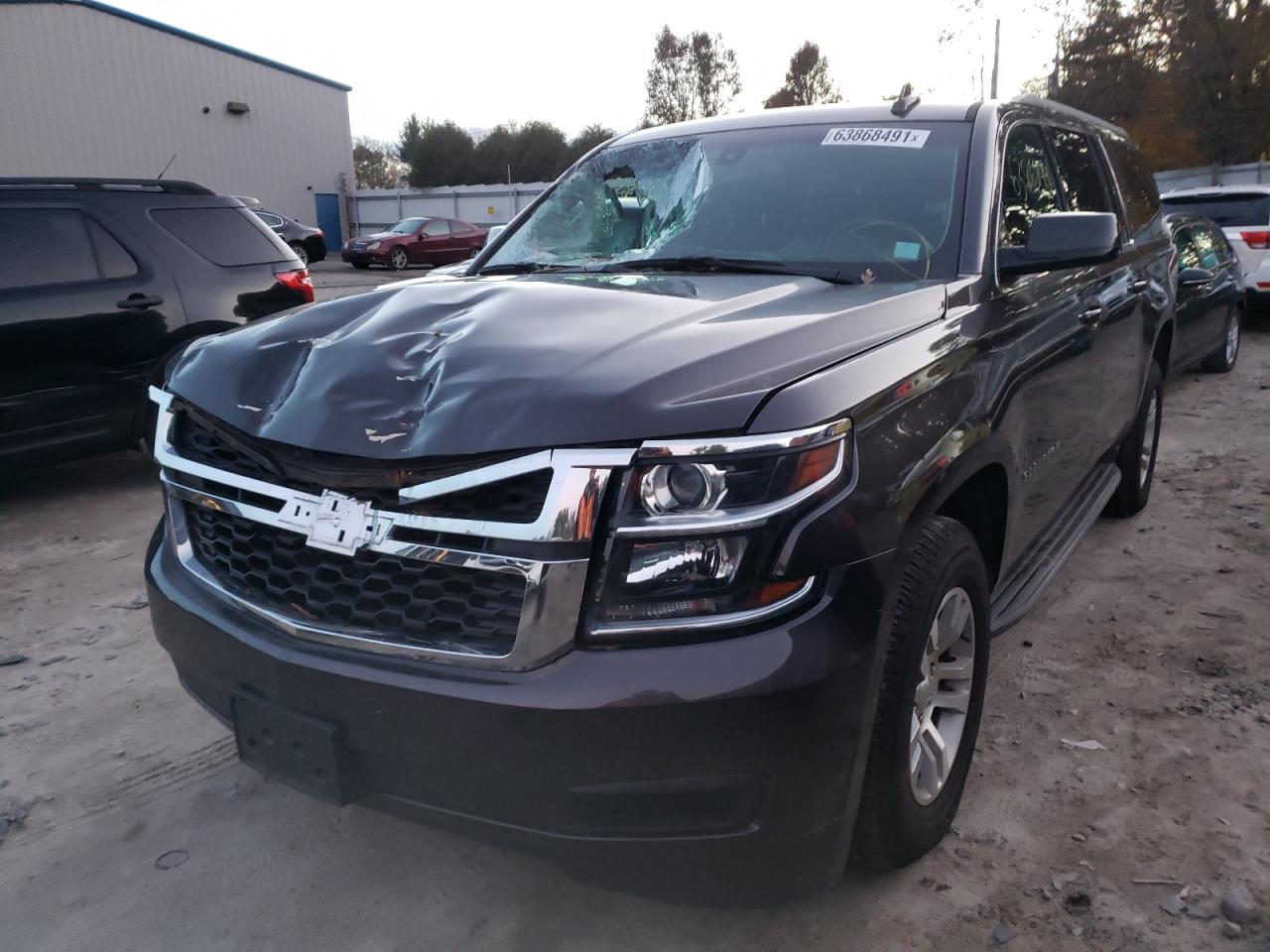 Изображение 2 2018 CHEVROLET SUBURBAN K1500 LS 2018 с VIN 1GNSKGEC2JR305938