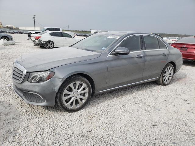 Obraz 1 z 2017 MERCEDES-BENZ E 300 2017 z VIN WDDZF4JB4HA083456