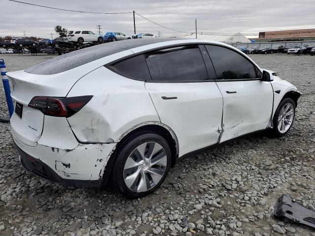 Image 3 of 2021 TESLA MODEL Y  2021 with VIN 5YJYGDEE2MF229586