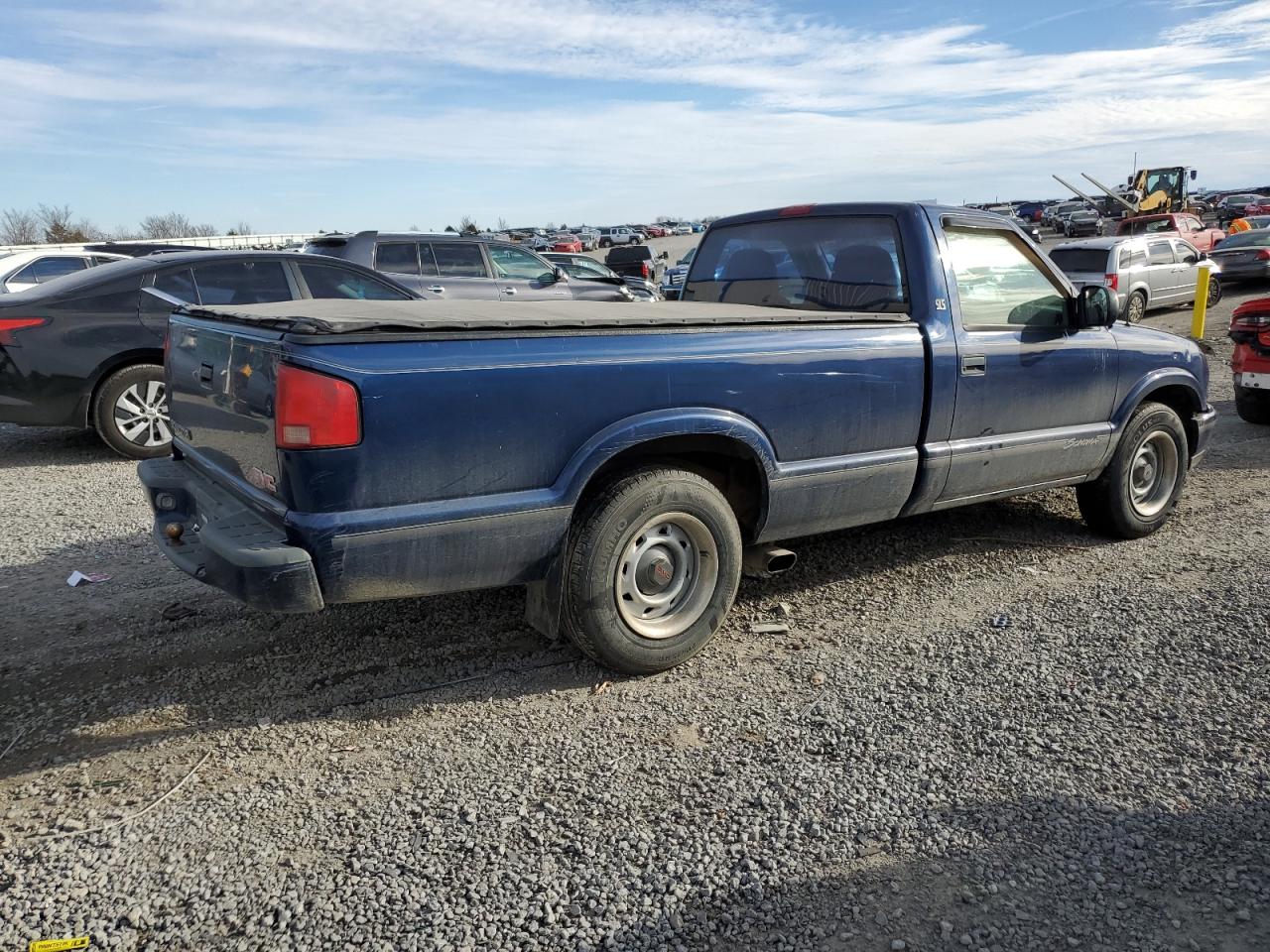 Изображение 3 1999 GMC SONOMA  1999 с VIN 1GTCS14X3X8514277
