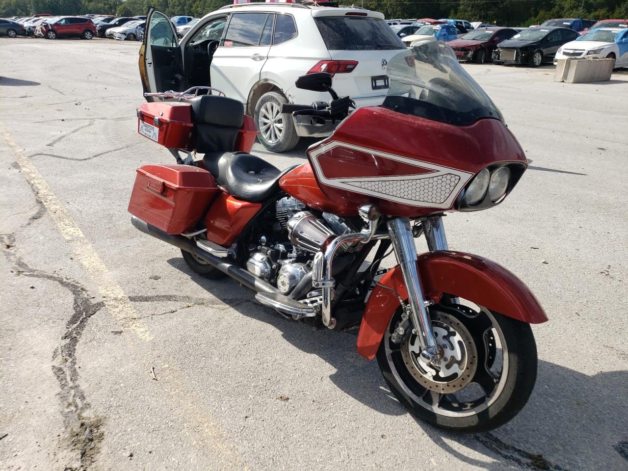 Obraz 1 z 2013 HARLEY-DAVIDSON FLTRX ROAD GLIDE CUSTOM 2013 z VIN 1HD1KHM32DB630371