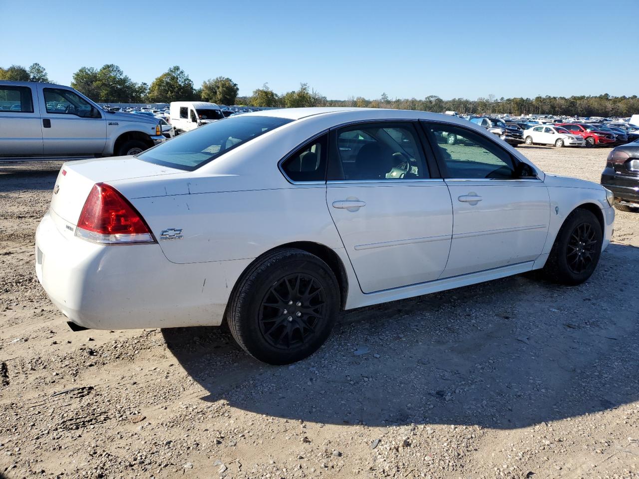 Image 3 of 2015 CHEVROLET IMPALA LIMITED LT 2015 with VIN 2G1WB5E36F1122646