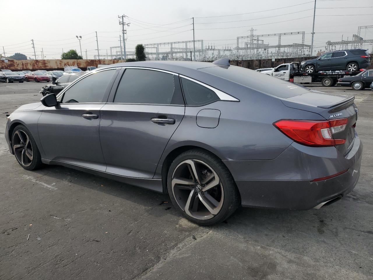 Изображение 2 2018 HONDA ACCORD SPORT 2018 с VIN 1HGCV1F38JA052124