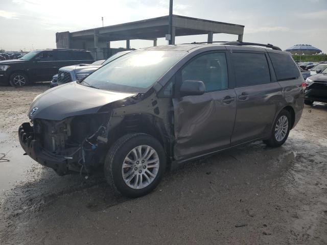 Image 1 of 2011 TOYOTA SIENNA XLE 2011 with VIN 5TDYK3DC1BS008823